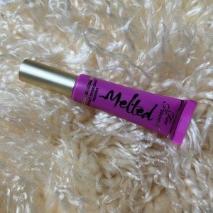 Too Faced Melted in melted rainbow